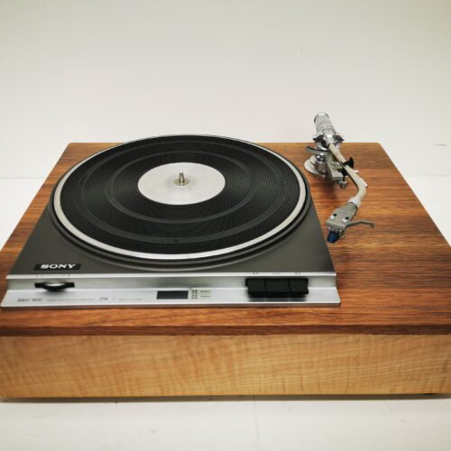 Vintage Sony TTS 2500 Turntable